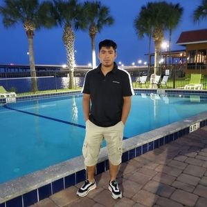 Meet your Posher, Javier